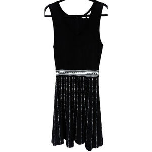NWOT 41 Hawthorn Black and White Sleeveless Ponte A Line Dress sz M